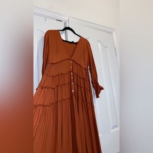 Sunset in main dress